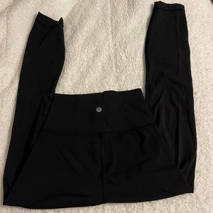 Lululemon size 2 wunder under 25 inch great condition